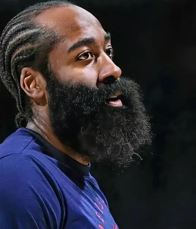 爱游戏-中国队观众热烈欢呼！，塔图姆迎来五赛季出色发挥全场沸腾不已的简单介绍