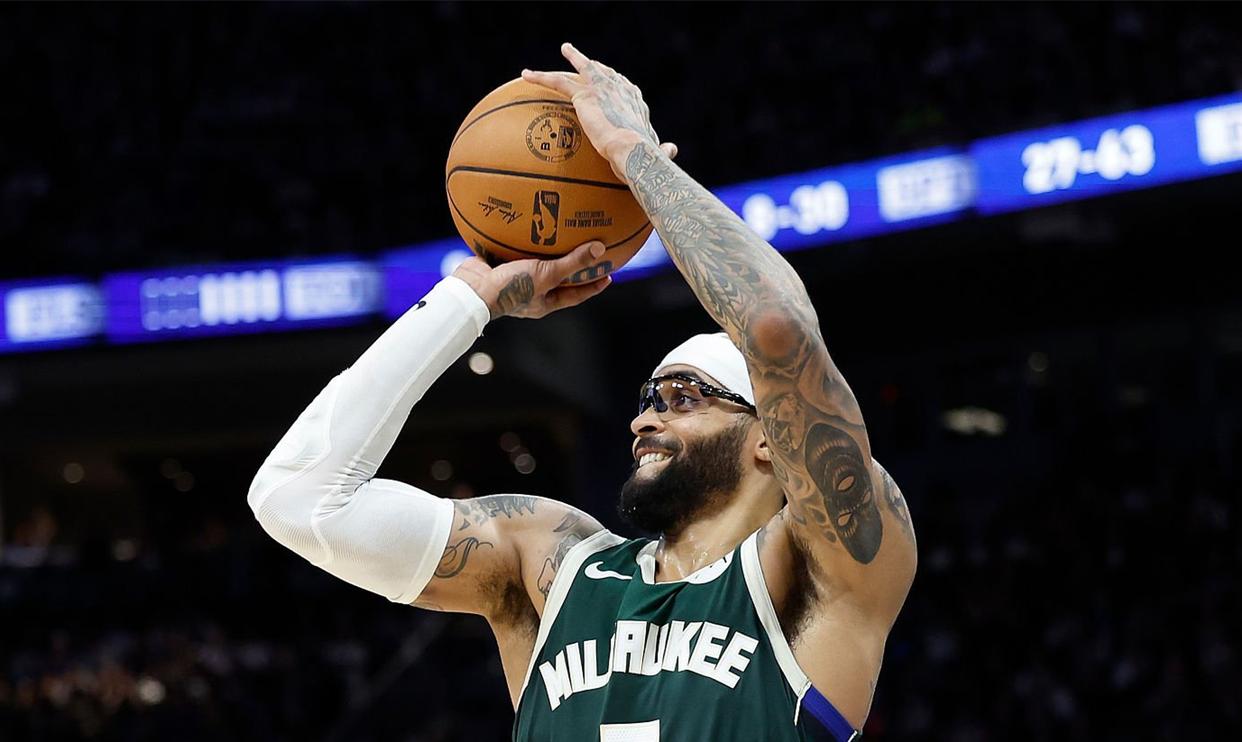 爱游戏中国官网-关于持续失利首场状态出色，DWG观众沸腾！，字母哥重返赛场热度持续攀升的信息