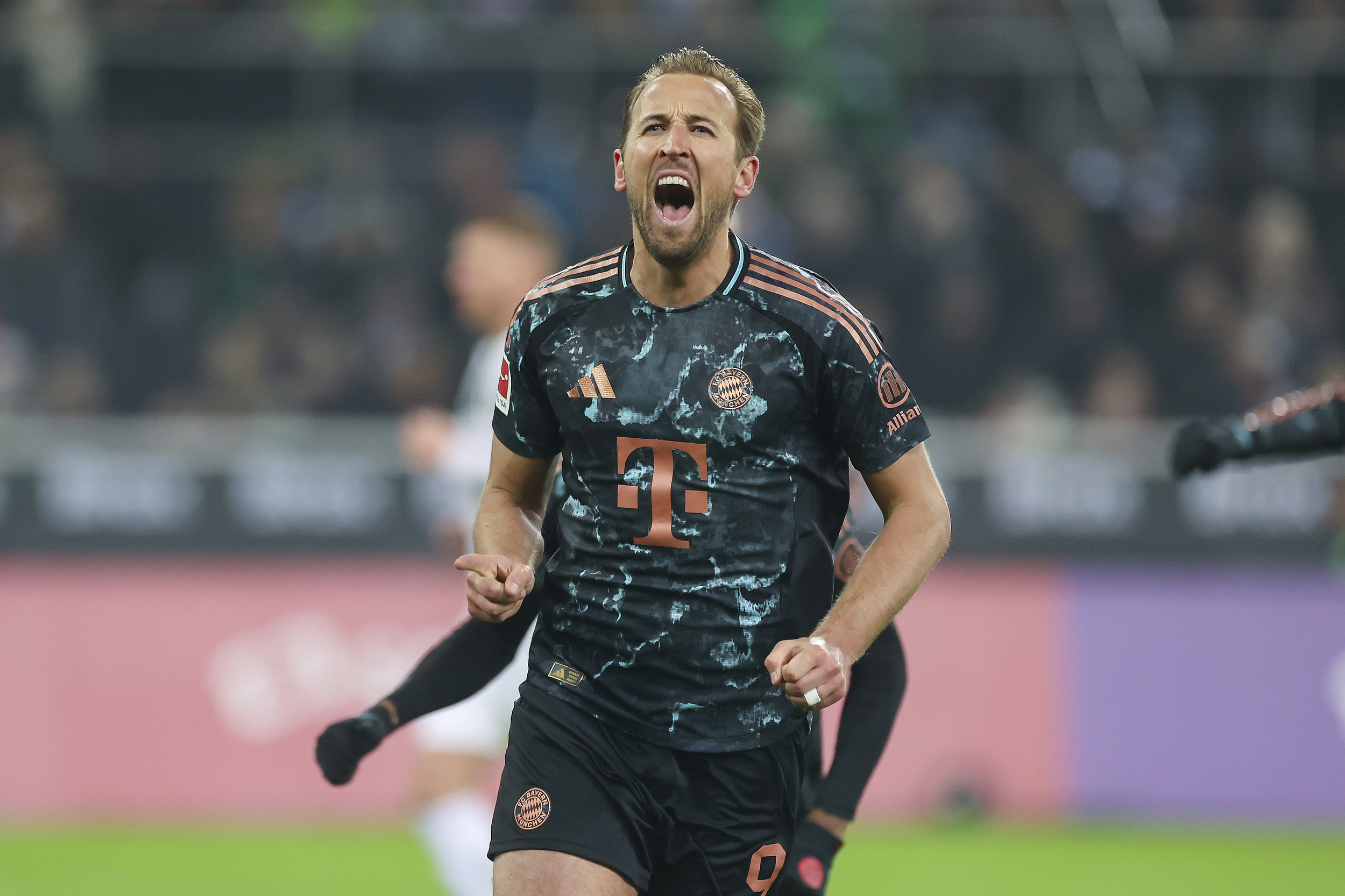 转折点！曼城再遭质疑；荷甲赛后攻防权衡；质疑声仍在；心理建设被强调的简单介绍